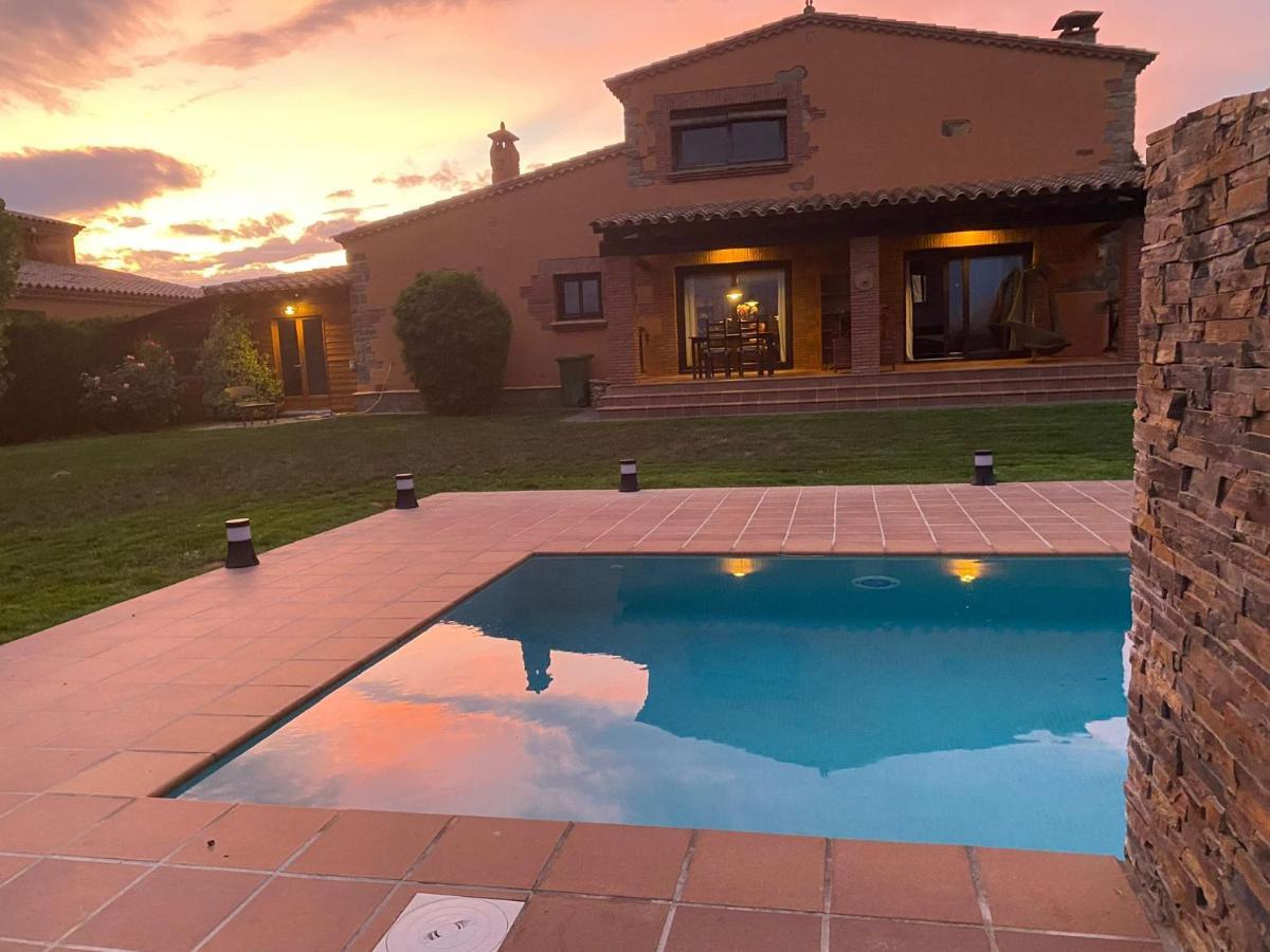 Villa Sol Peralada Golf Екстер'єр фото