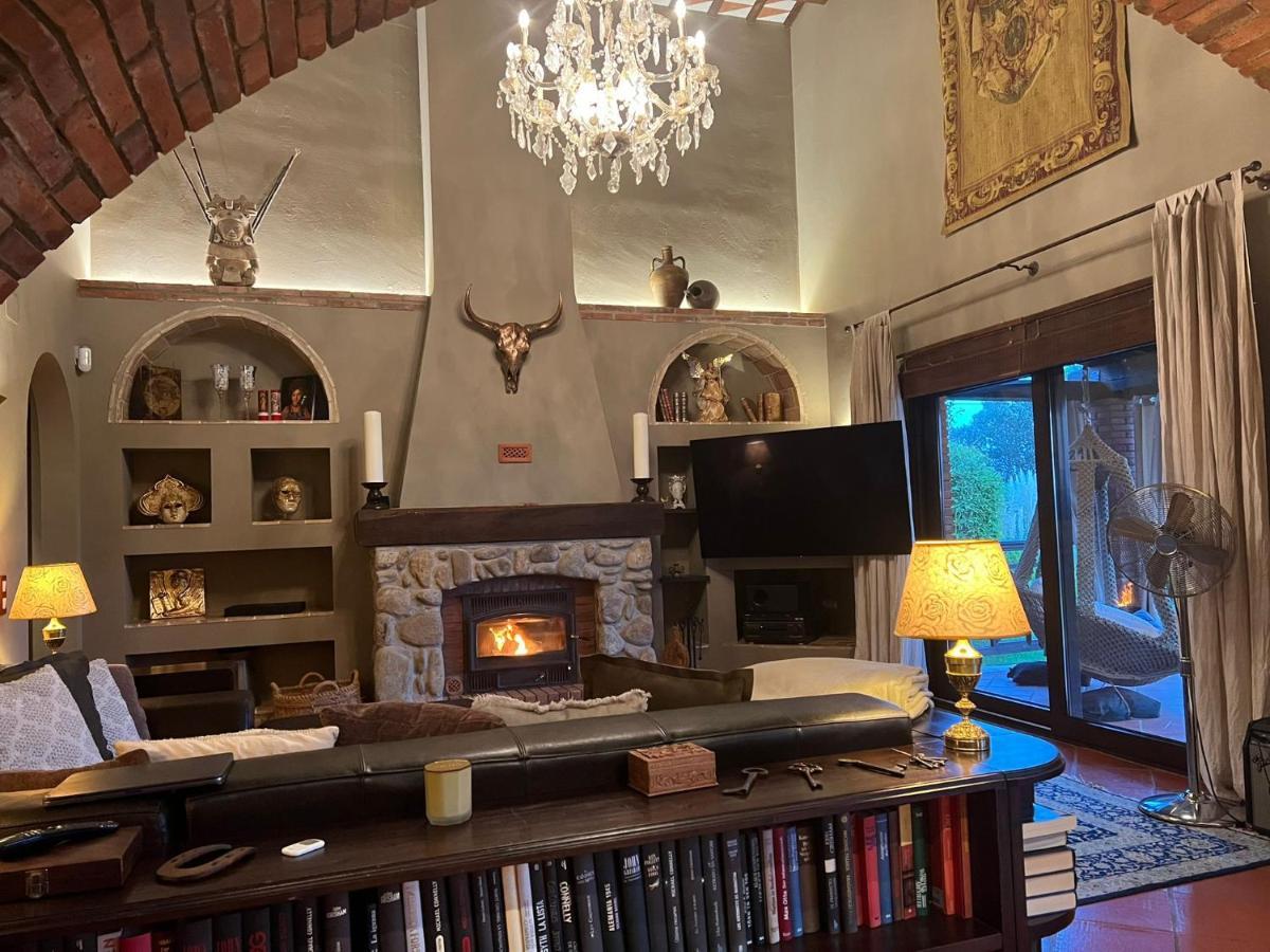 Villa Sol Peralada Golf Екстер'єр фото