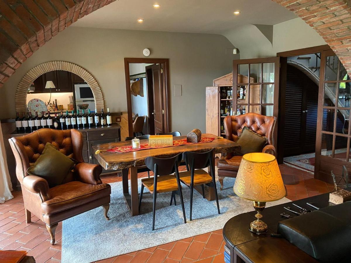 Villa Sol Peralada Golf Екстер'єр фото